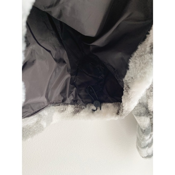 NWT Rains W Kofu Fleece Pullover // Camo - Picture 9 of 11